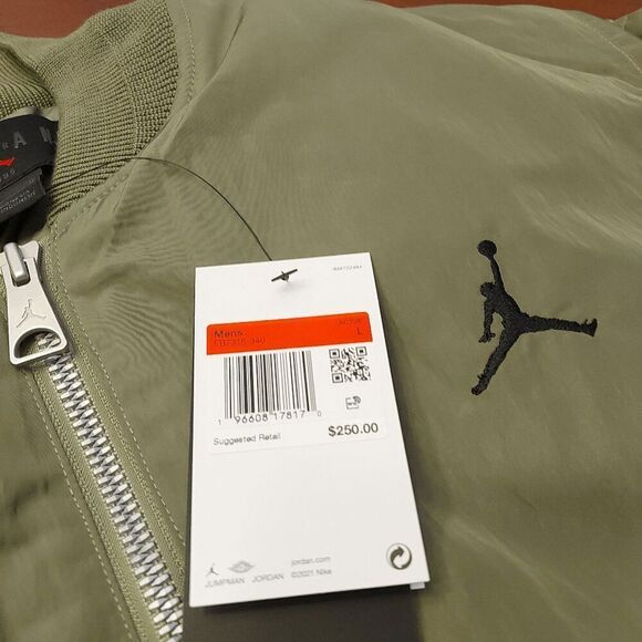 Nike Air Jordan Essentials Renegade Bomber Jacket Green FB7316-340 Men's Size L - Picture 4 of 4
